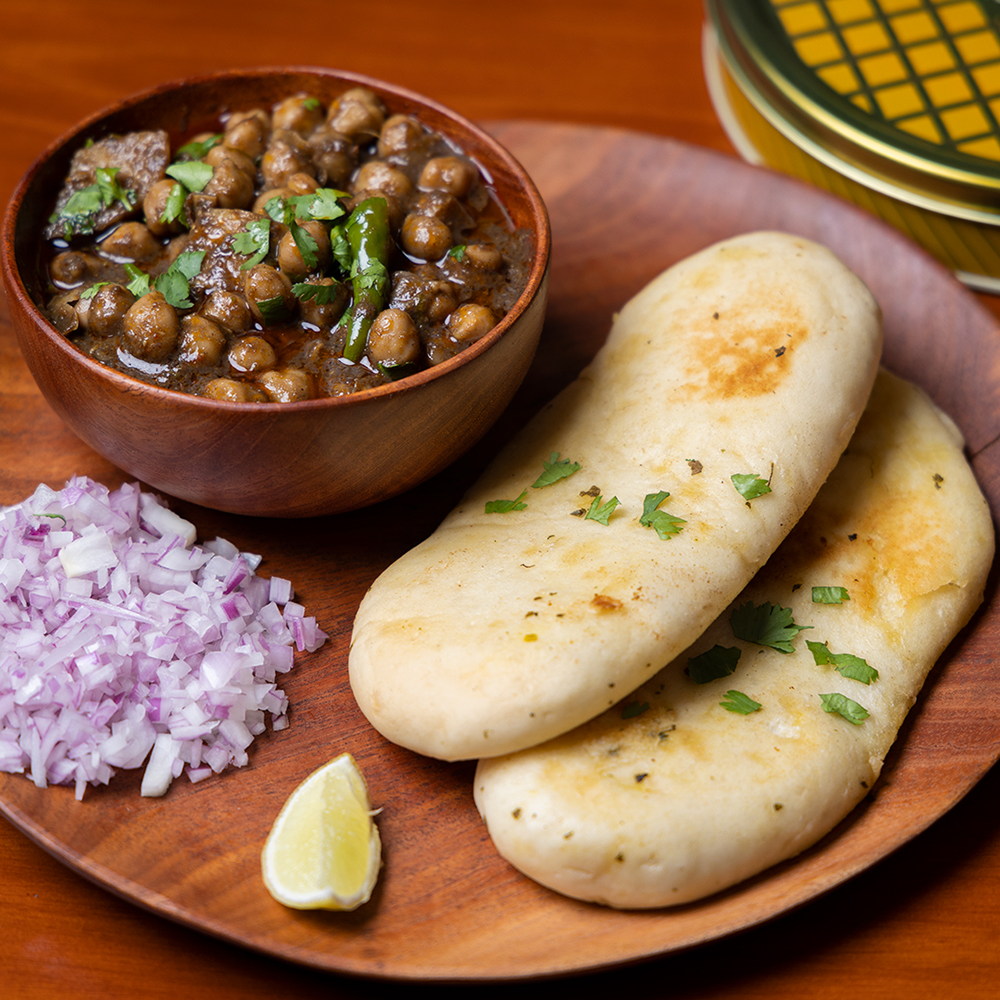 Kulcha Chhole