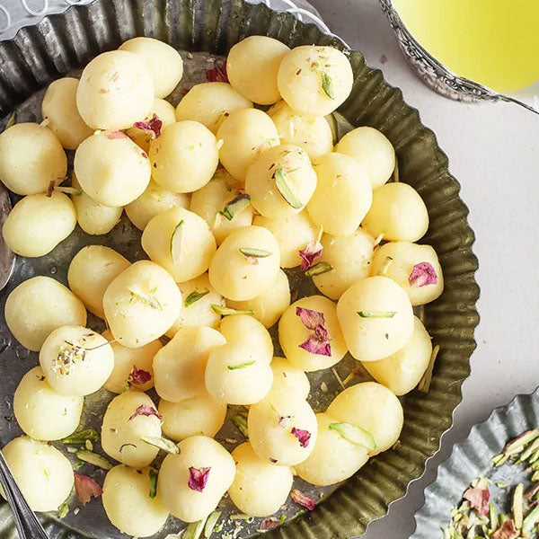 Small Rasgullas